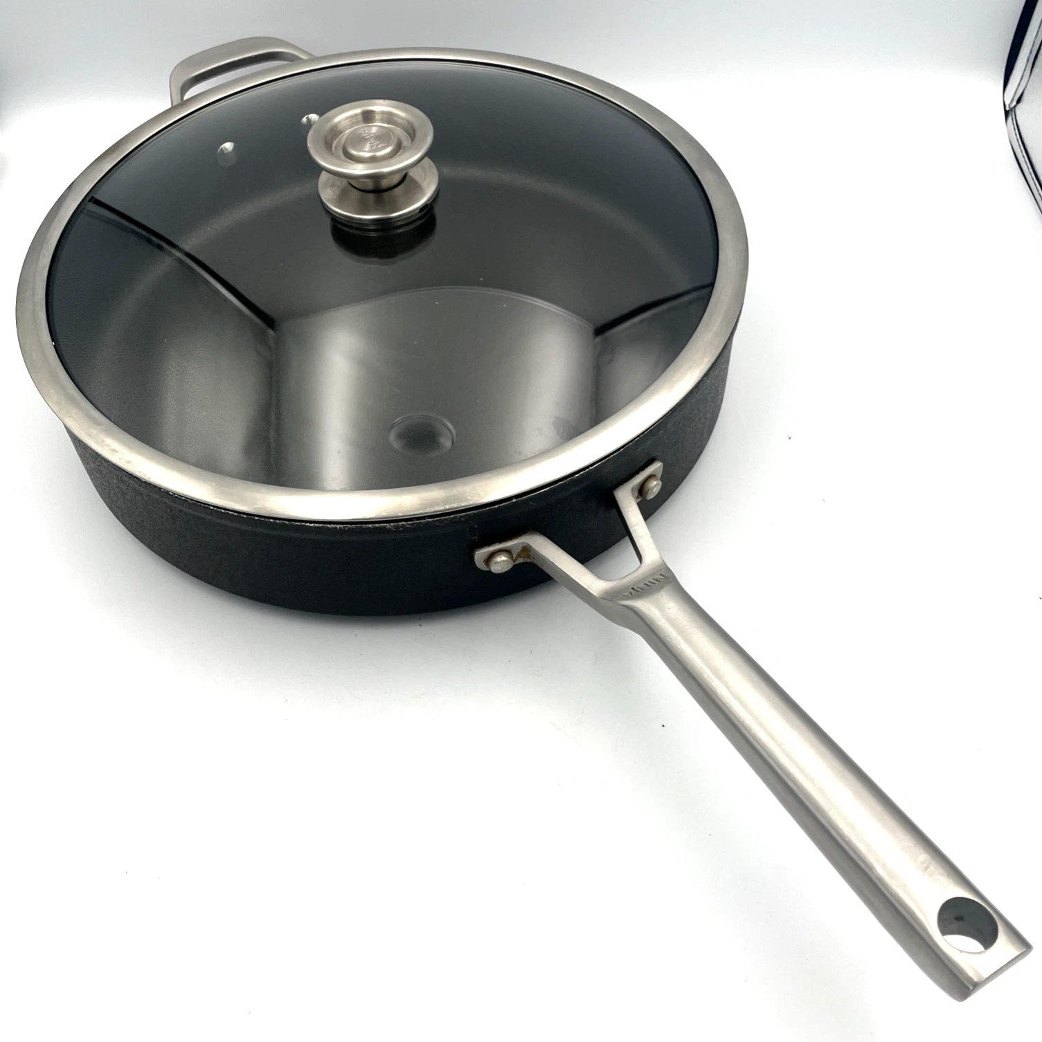 Ninja NeverStick Premium Non-Stick 5Qt Saute Pan With Glass Lid
Opens in a new window or tab