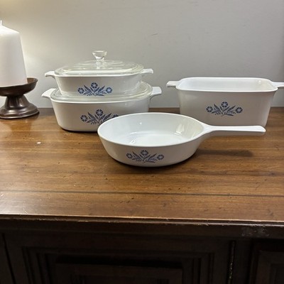 Vintage CORNINGWARE Blue Cornflower Set Of 4 Dishes W 2 Lids