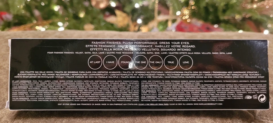 DISCONTINUED Marc Jacob's EYE-CONIC Eyeshadow Palette - Image 4 of 4