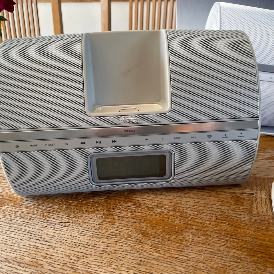 Sistema de audio altavoz radio reloj despertador IPOD Memorex M4074 despertador FM/AM Foto 2 de 4