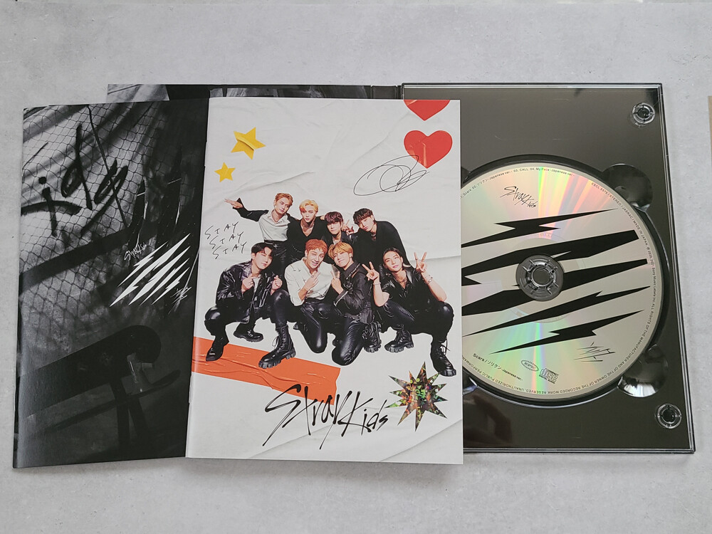 Stray kids Lee Know scars Japanese ver limited edition C CD+