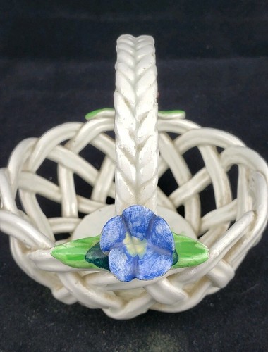 Vintage Ceramic Porcelain Basket with Blue & Pink Flowers Made in Spain - Picture 6 of 12