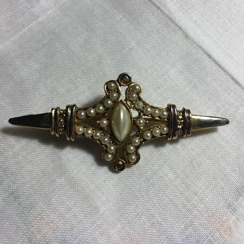 Vintage Costume Jewelry Faux Pearl Brooch Pin Lot PC-47