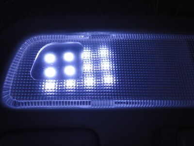 TOYOTA WISH ZNE14G ZNE10G Genuine Room Lamp Map Lamp Front 81260