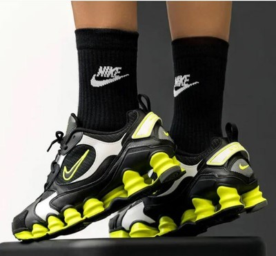 nike shox tl nova on feet