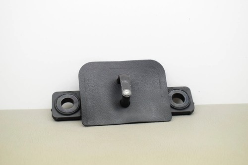 SKODA RAPID NH3 Heckklappenschloss OEM 8V0827507D 1.2 Benzin 77kw 2014 11680469