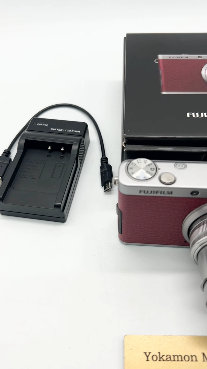 1DAY SHIP Fujifilm XF1 Compact Digital Camera Red 12.0MP w