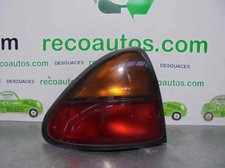 Feu arrière Mazda 323