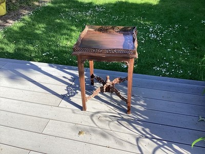 Reproduktion Mahagoni Chippendale Stil Silber Tisch