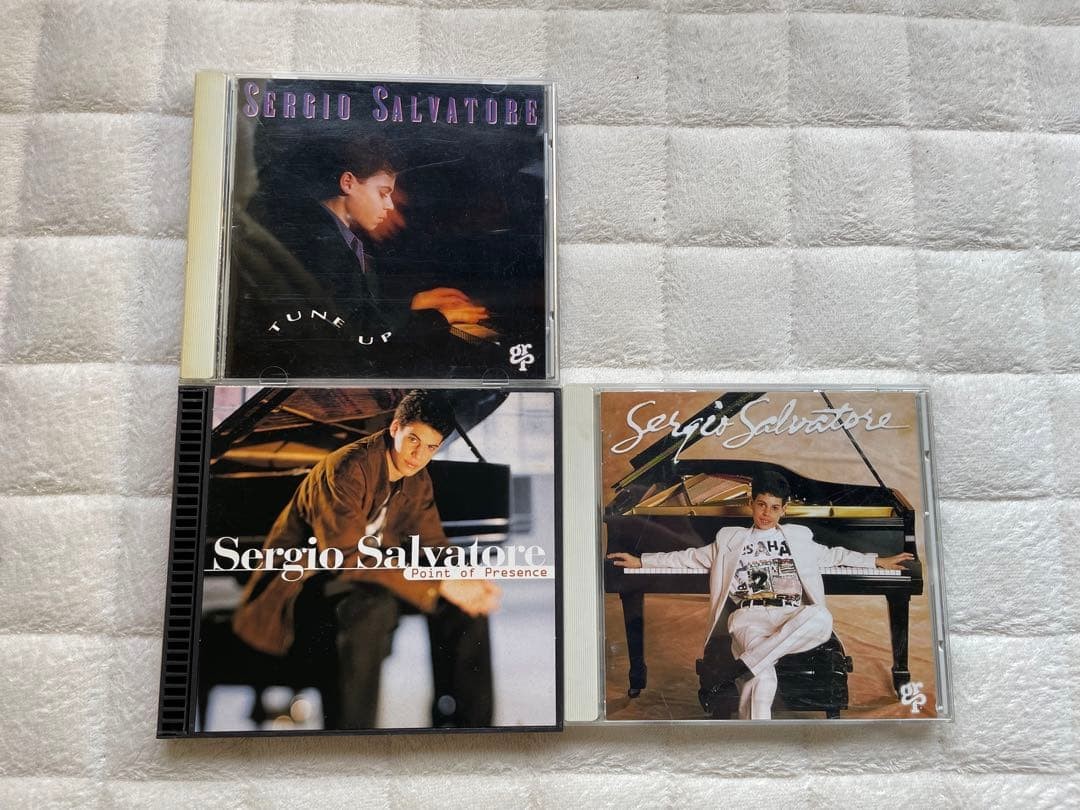 Sergio Salvador Set