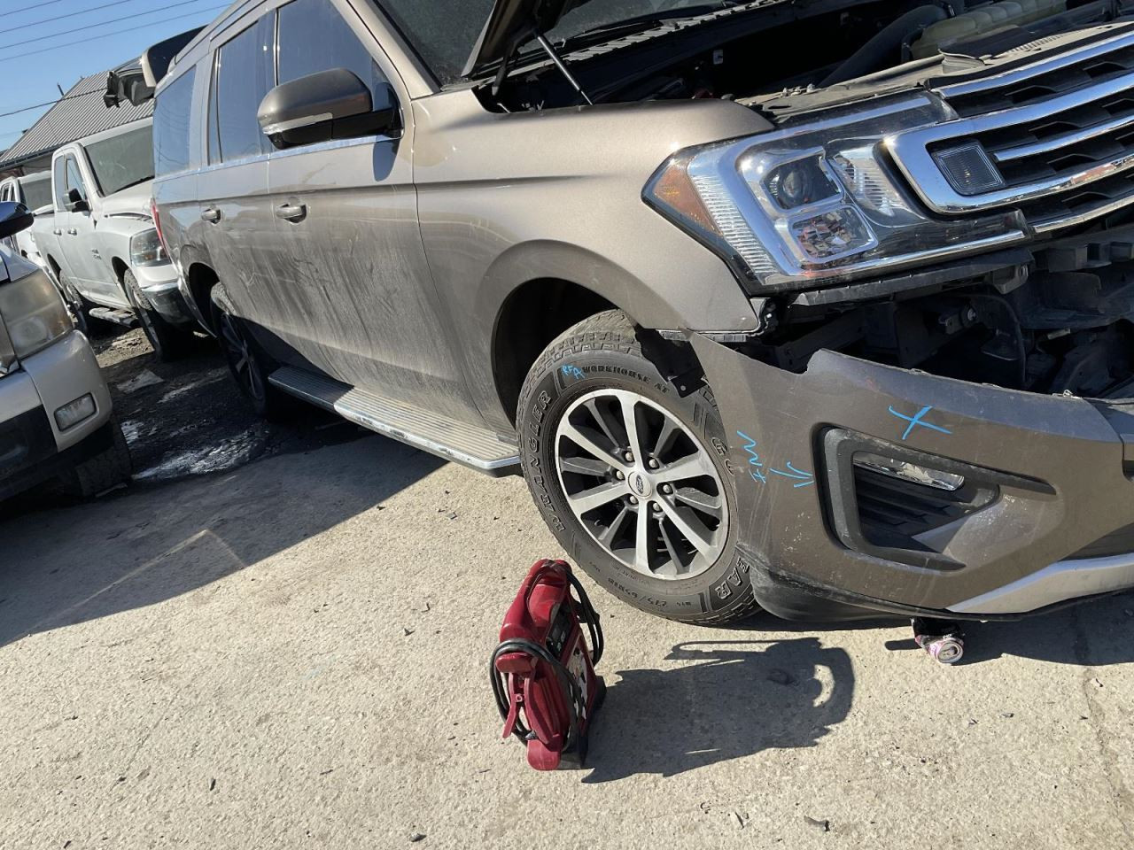 Driver Front Knee Airbag Fits 2018-2021 Ford Expedition Without Adaptive Suspension 4821667