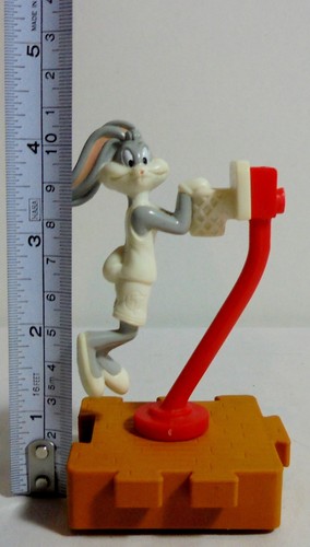 WARNER Bros VTG 1996 LOONEY TUNES 4'' BUGS BUNNY BASKETBALL PLAYSET - PVC FIGURE - Picture 2 of 9