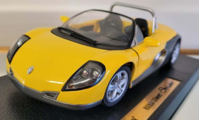 1/18 ルノー スポーツ スパイダー 1996 イエロー Renault SS Anson Renault Sport Spider 1:18 Scale Diecast Model Car | eBay