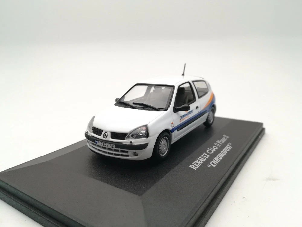 RENAULT CLIO II PHASE II DCI CHRONOPOST INTERNATIONAL 1/43