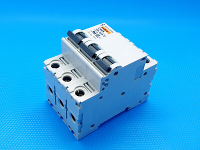 Merlin Gerin Multi9 C60N 15A-type D 17471 Schutzschalter 15A Inkl. MwSt.