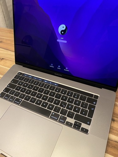 Apple MacBook Pro 16 Zoll 512GB 2019 Intel i7 9. Gen, 4,50GHz, 16GB Ende 2021 KD - Bild 2 von 11