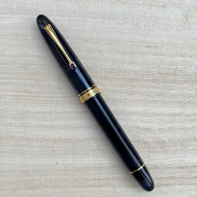 Omas Ojiba Vision Royal Snubbull Gold Finish Fountain Pen M