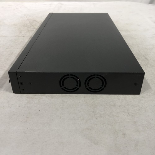 TP-Link TL-SG2428P 28-Port Gigabit Smart PoE+ Switch - Photo 4/6