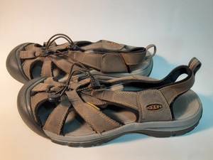 Men Outdoor Closed Toe Protective Water Friendly Leather Hiking Sandals | Calceus