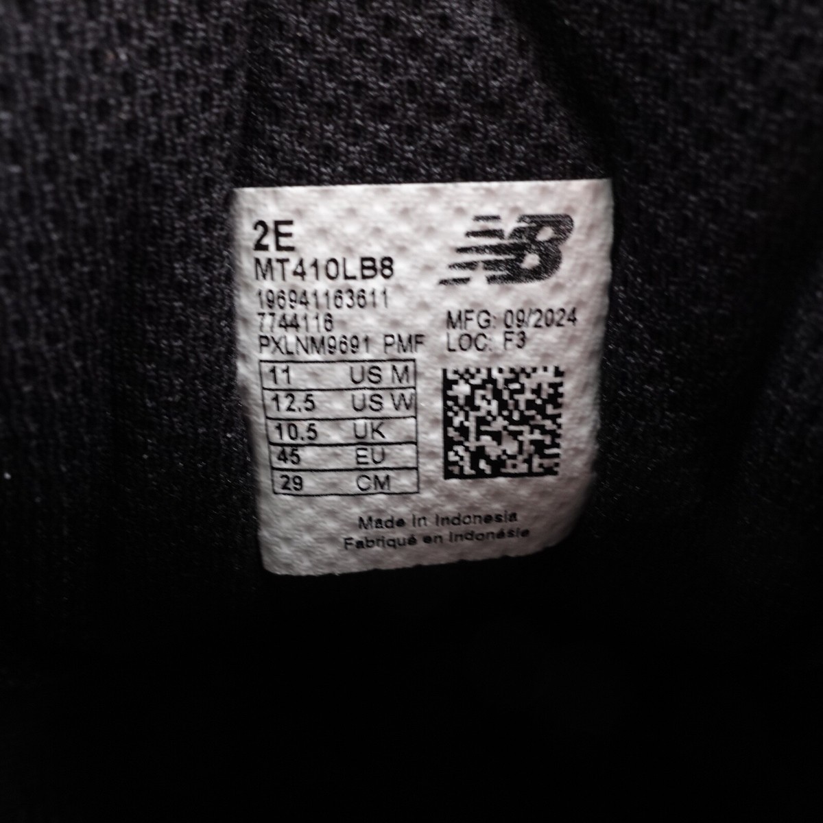 Size 11 WIDE 2E Men's New Balance 410 V8 Sneakers MT410LB8