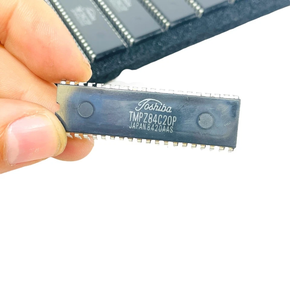 15 pcs Toshiba TMPZ84C20P Integrated Circuit Microprocessor 40 Pin Made in Japan - Image 3 of 4
