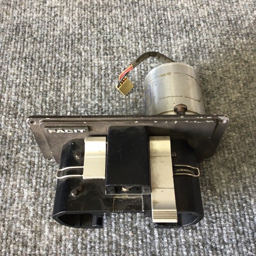 Servomotore Muirhead Vactric 20MR210 per lettore di punzoni a nastro Facit 4031 usato - Foto 2 di 17