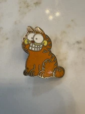 1978 Garfield Cat Comic Lapel Hat Trader Collector Pin - First Year - Kat’s Meow
