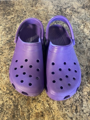 Crocs Komfort Clogs LILA Perlen Damengröße 9 Herren 7 klassische Slipper Schuhe