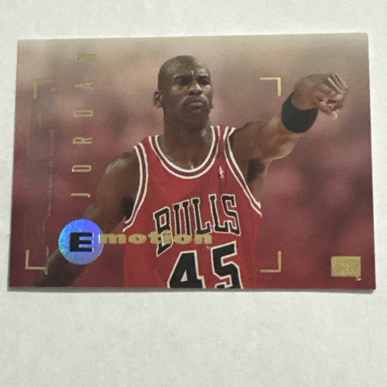 1994-95 Skybox Emotion - Michael Jordan #100