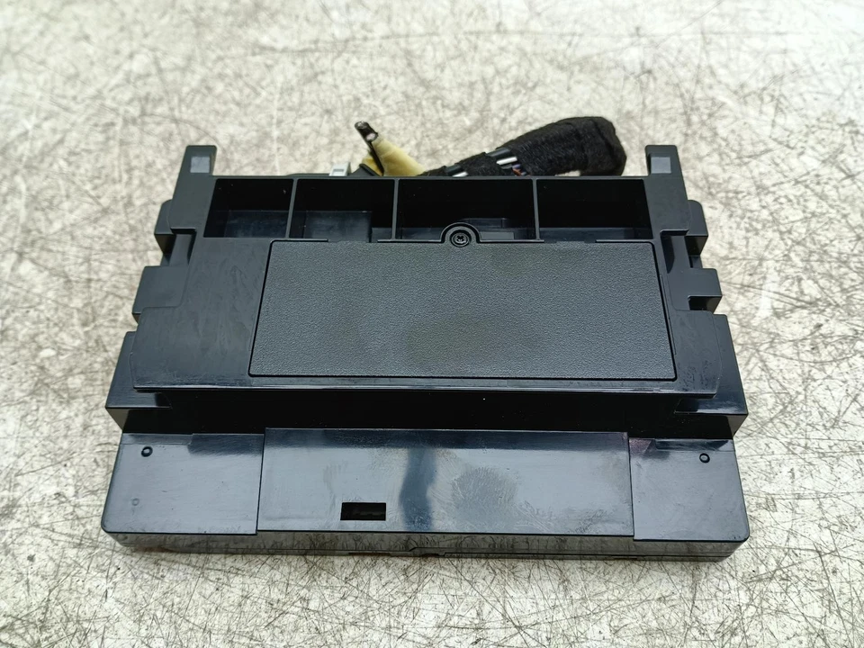 AUDI A3 ONLINE SERVICE ECALL CONTROL MODULE ECU  8Y MK4 2020-2025 571035284B - Image 2 of 4