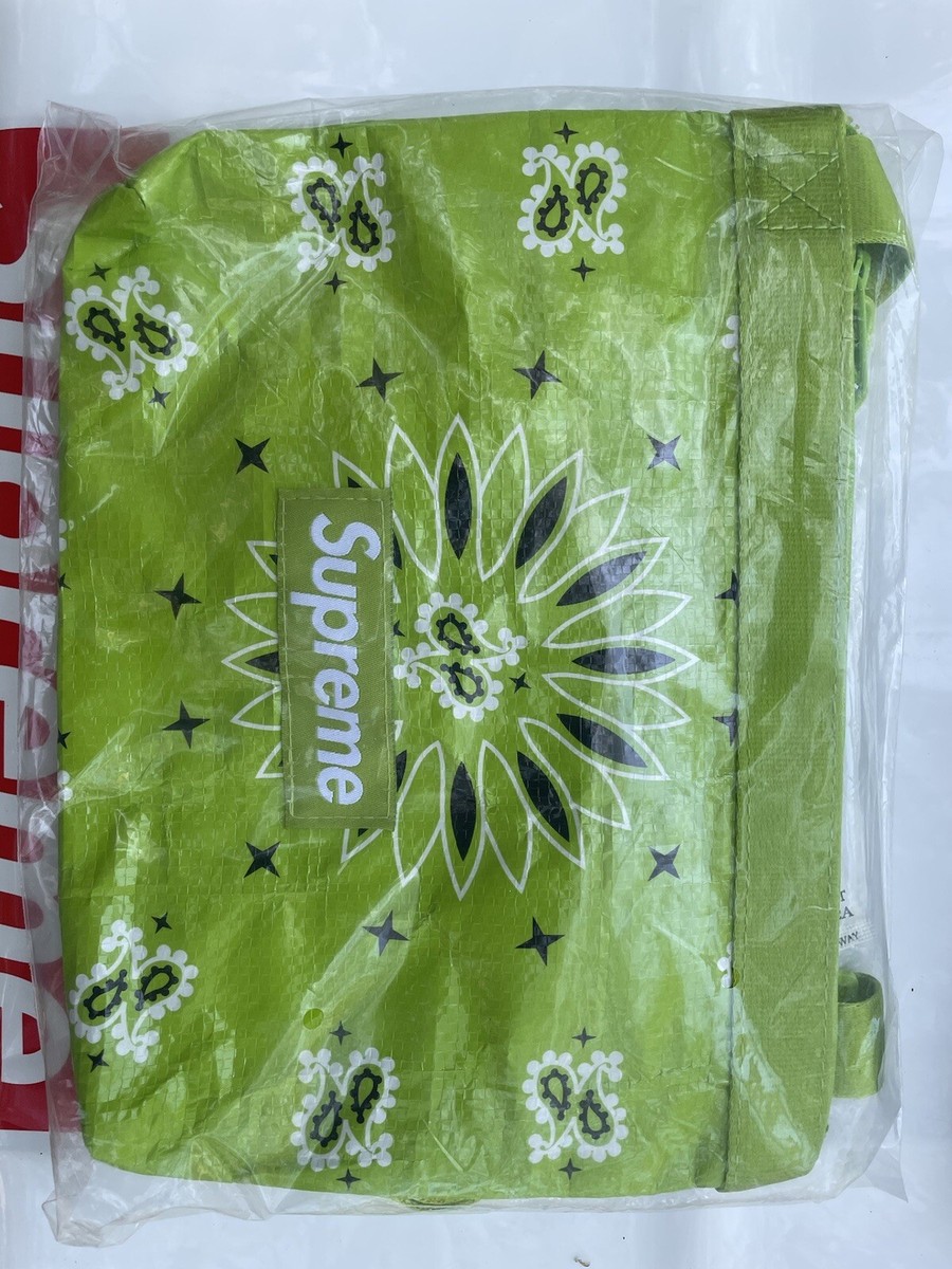 バッグ Supreme 21SS Bandana Tarp Side Bag Supreme Paisley Bandana Tarp Side Bag | eBay