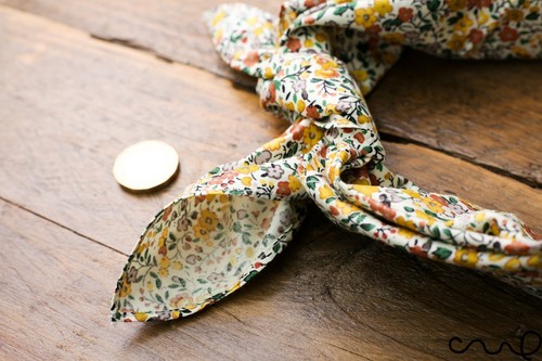 Handarbeit Baumwolle gelb Blumen Bandana Retro Vintage Chic Unikat Stirnband Schal L - Bild 4 von 10