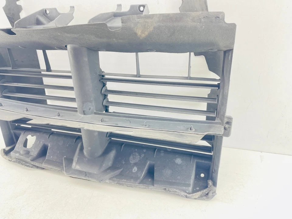 Radiador delantero RAM 1500 2011-2018 rejilla obturadora activa con motor 68104712AF fabricante de equipos originales Foto 3 de 4