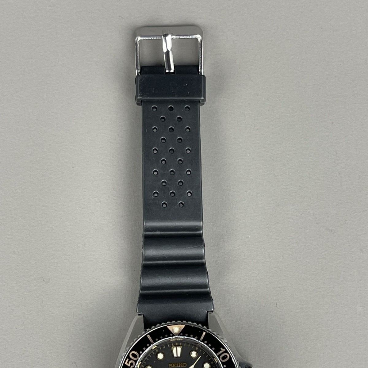 SEIKO Professional 150M Dive Watch Vintage Unisex Quartz 33mm 2625 