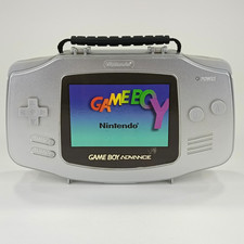 Vintage Nintendo Game Boy Advance Hard Shell Carrying Case With Foam Silver 2002
