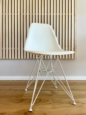 Original Vitra Eames Plastic Side Chair DSR - weiß – unbenutzt