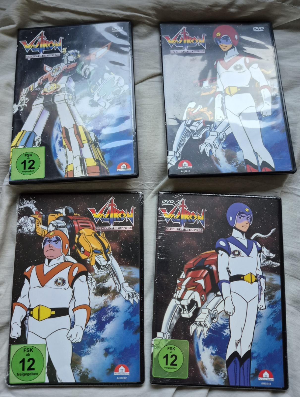 Voltron - Defender of the Universe Vol 1  - Vol 4 - DVD