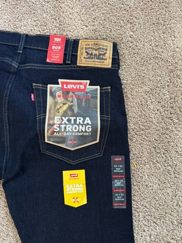 Jeans Levi’s Extra Fuerte Lavado Oscuro 505 38x32 Nuevos con Etiquetas - Imagen 4 de 4