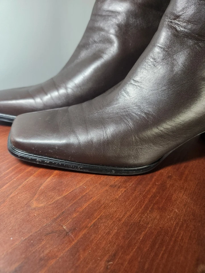 Stewart Weitzman Chocolate Brown Leather Ankle Boots Square Toe Size 7 B - Image 3 of 4