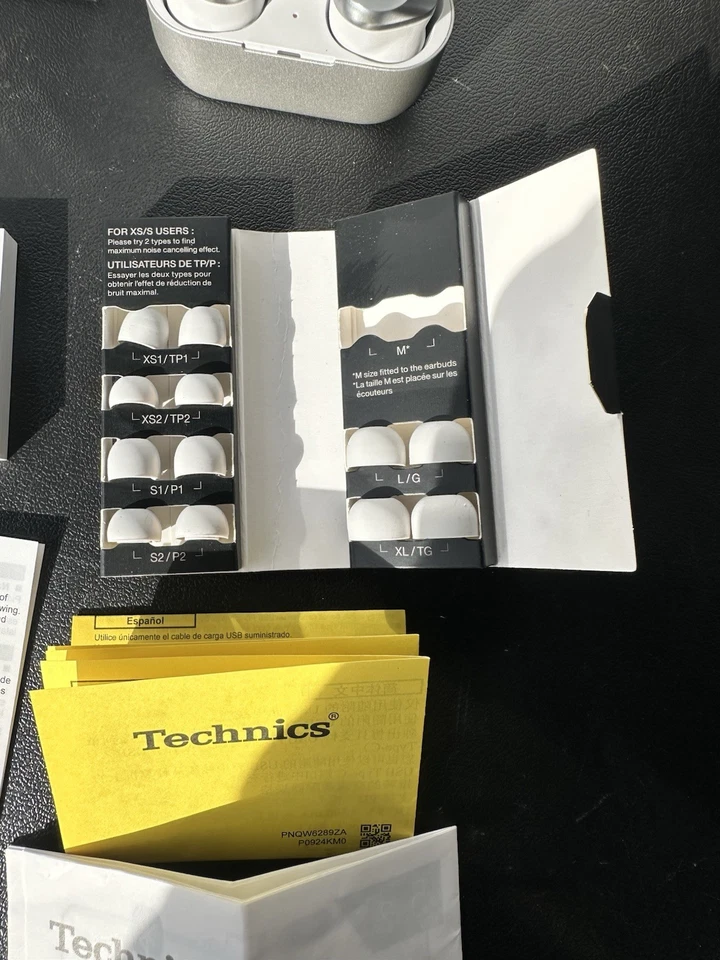 Technics EAH-AZ80 Wireless Noise Canceling In-Ear Headphones Silver EAH-AZ80-S - Image 4 of 4