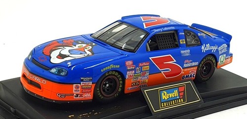 Revell 1/24 Scale 6547 - 1997 Chevrolet #5 Kellogs Monte Carlo - Labonte