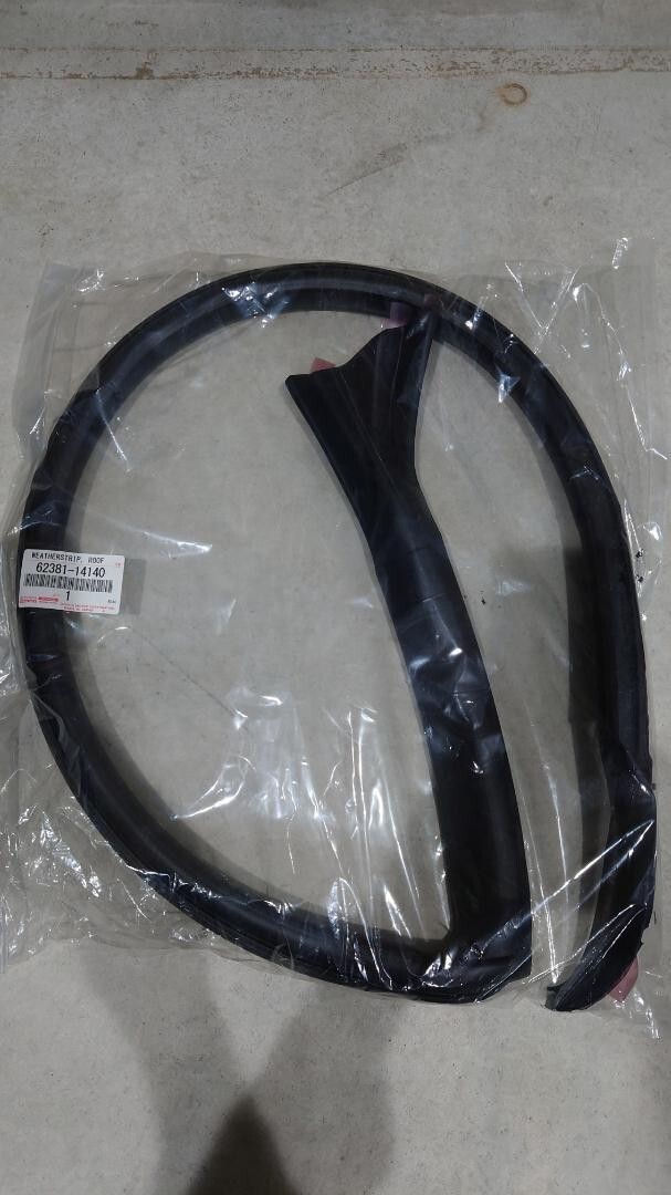 Geniune Toyota 1993-1998 JZA80 Supra MK4 IV Front Door Weatherstrip RH & LH F/S