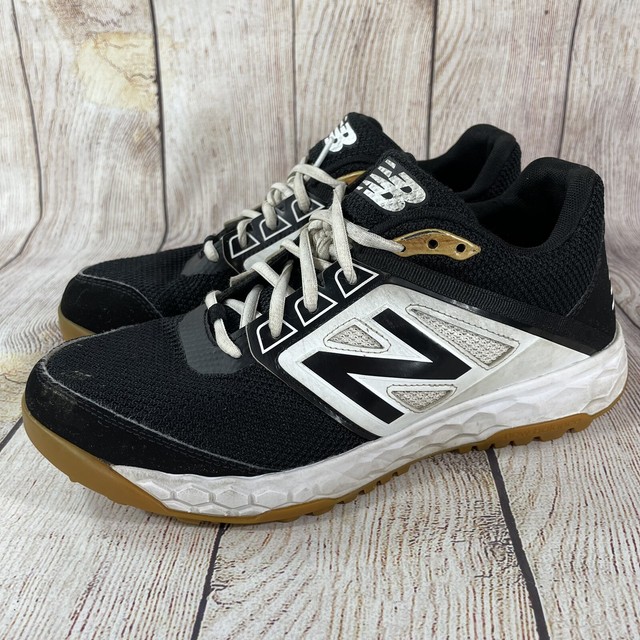 New Balance Fresh Foam 3000v4 Turf 