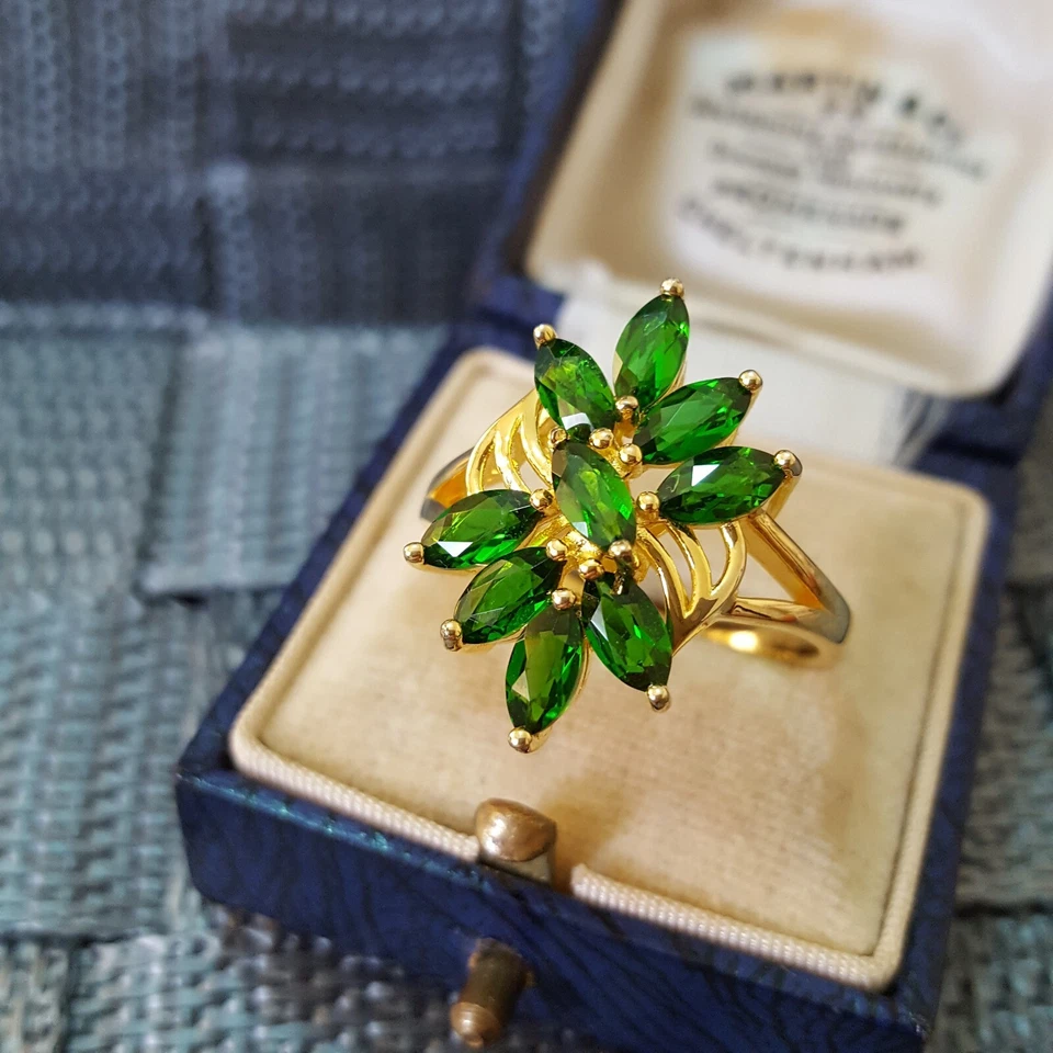 Anillo de plata de ley 925, anillo de diopsido de cromo verde genuino, tamaño T.5 EE. UU. 9.75 Foto 2 de 4