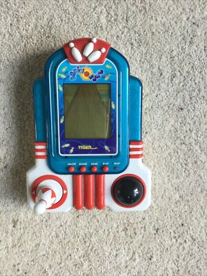 Vintage / Retro Tiger Electronics Bowl-A-Rama Bowling Handheld Spiel.
