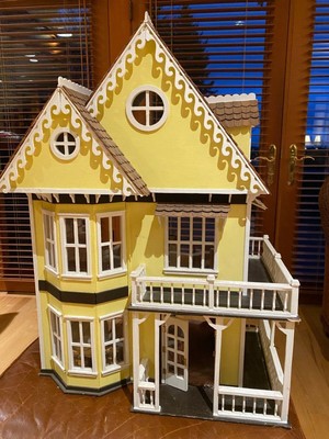 Victorian Dollhouse Assembled - Complete with Furnishings and Dolls