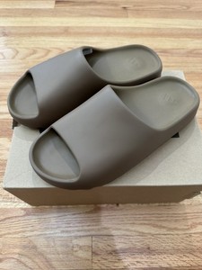 yeezy slides core price
