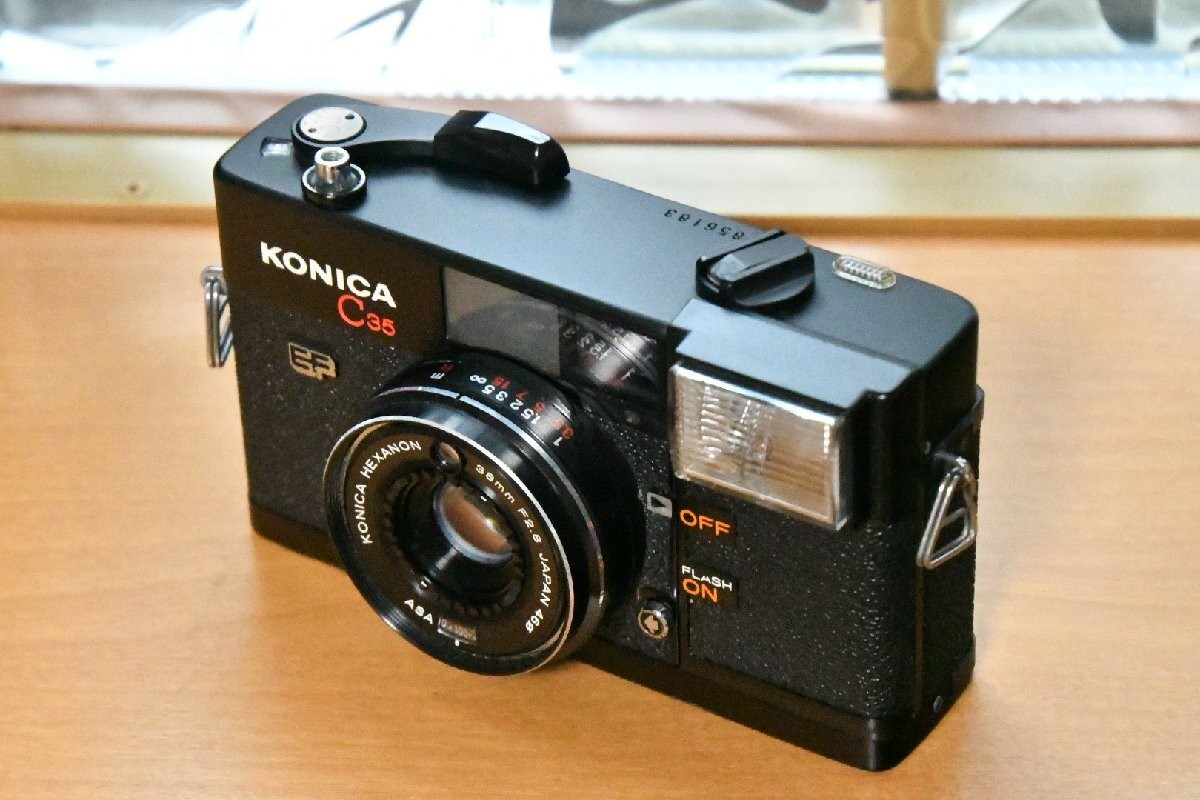 Film camera Konica C35 EF HEXANON 38mm F2.8 46φ