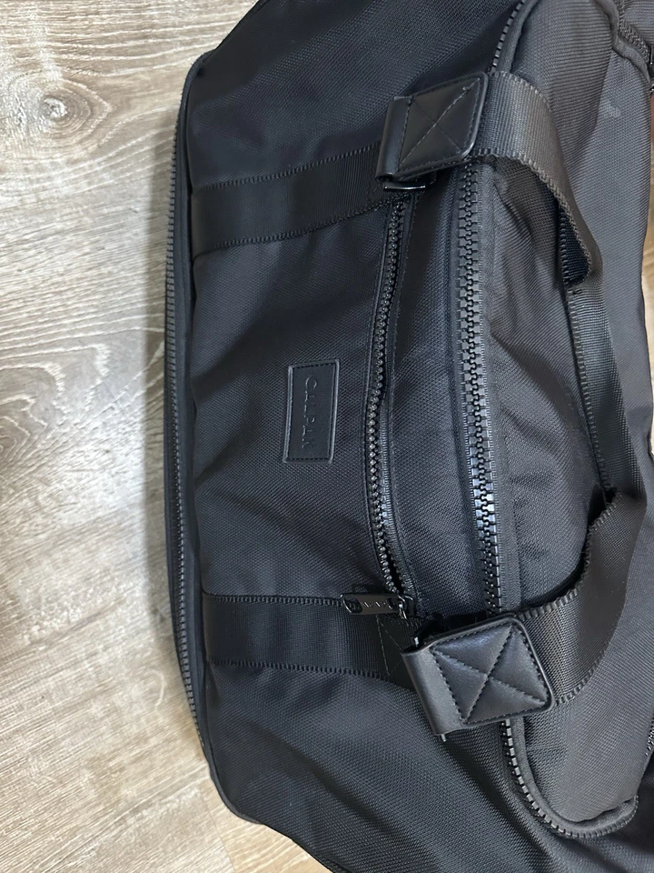 Bolsa de viagem Calpak Stevyn preta 19" TSA com compartimento para sapatos!! Bom - Imagem 2 de 4
