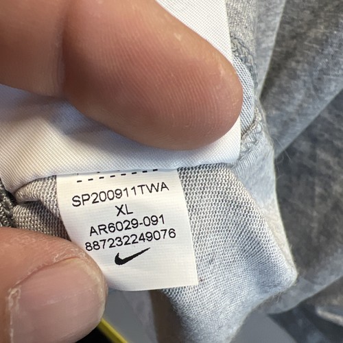 Nike T-Shirt Legend Dri-FIT XL Men's Fitness Tee Shirt AR6029-091 MSRP $30 - Picture 15 of 17